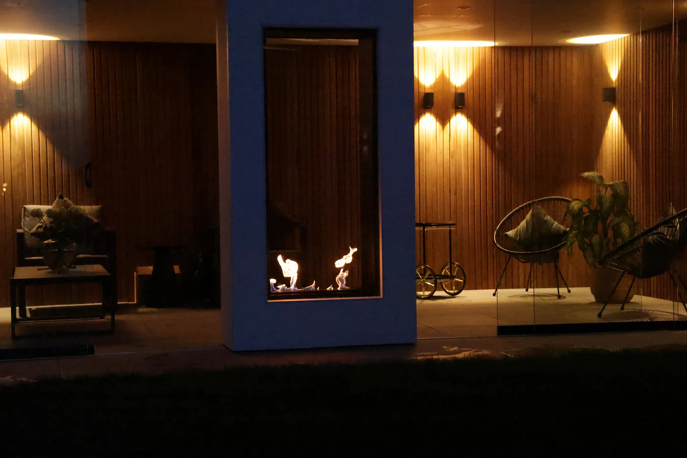 Caminetto verticale Fame bifacciale