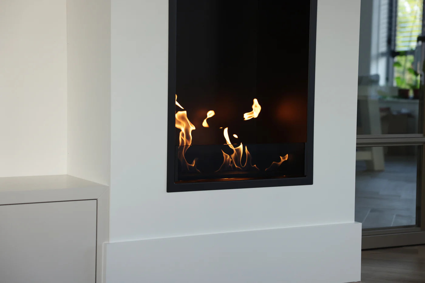 Caminetto verticale monofacciale da incasso SELECTED